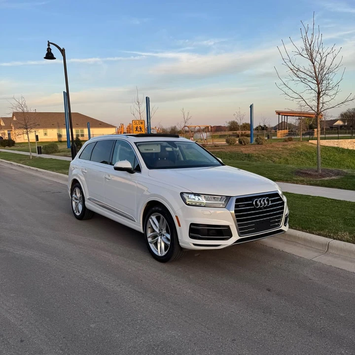 2017 Audi 4M Q7 - Image 5 of 11