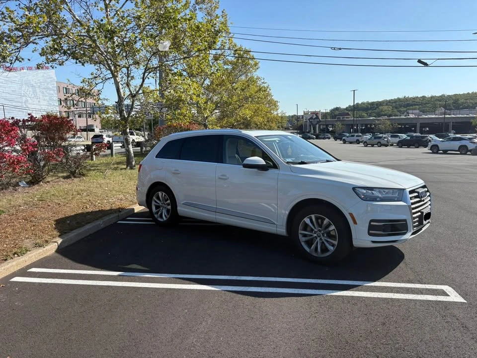 2017 Audi 4M Q7 - Image 2 of 9