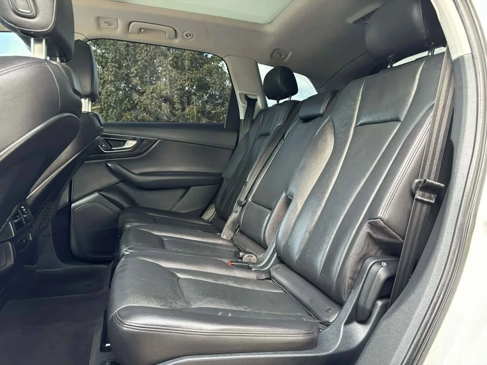 2017 Audi 4M Q7 - Image 8 of 9