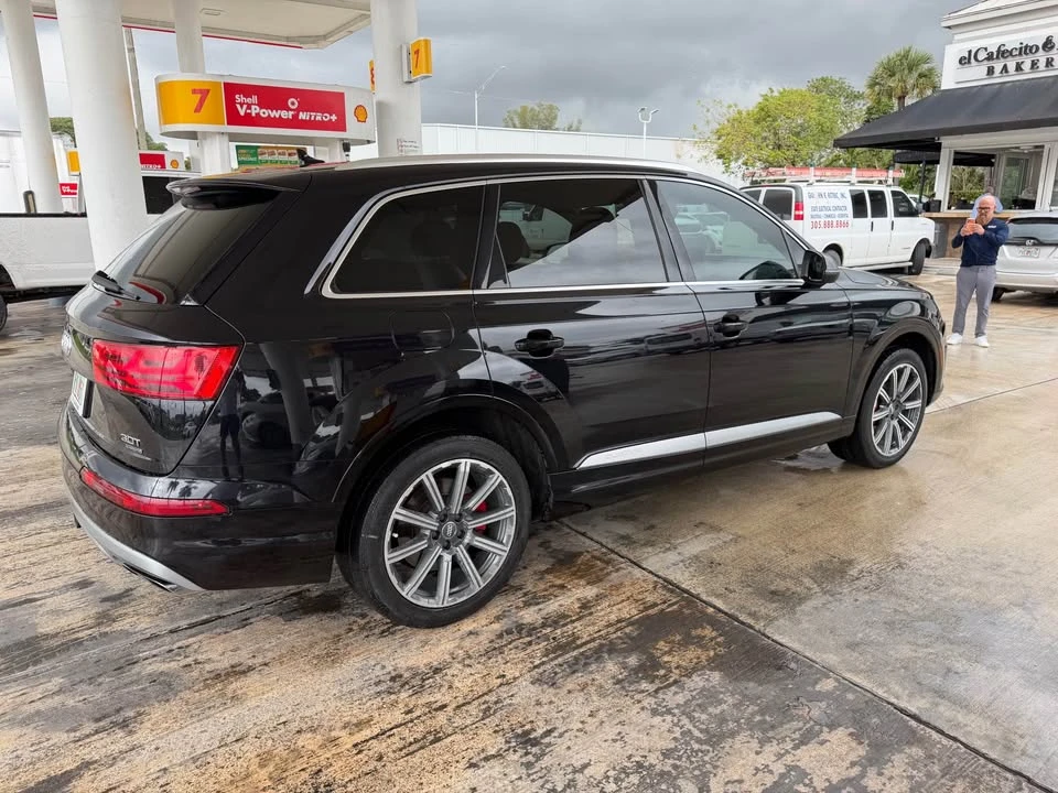 2017 Audi 4M Q7 - Image 10 of 10