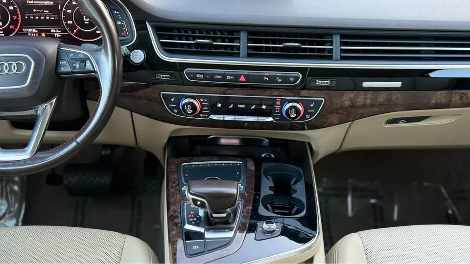 2017 Audi 4M Q7 - Image 12 of 16