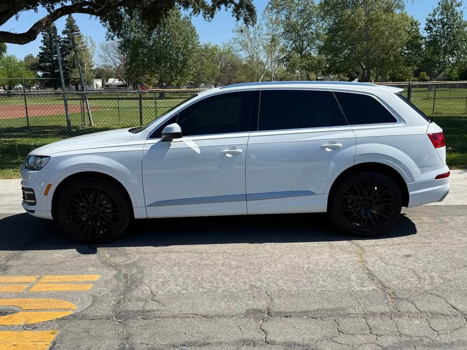 2017 Audi 4M Q7 - Image 2 of 10