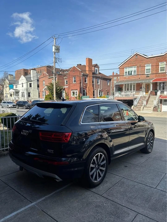 2017 Audi 4M Q7 - Image 6 of 10