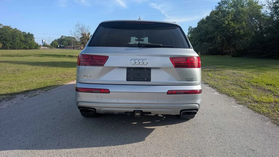 2017 Audi 4M Q7 - Image 8 of 19
