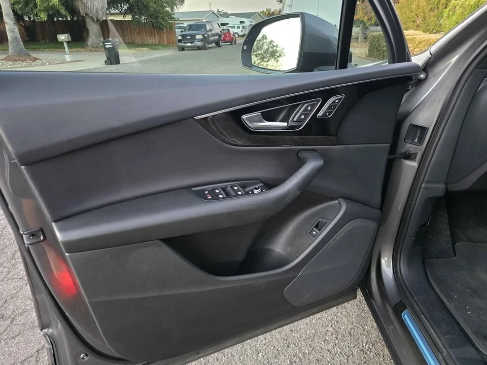 2017 Audi 4M Q7 - Image 11 of 19