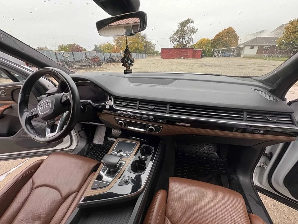 2017 Audi 4M Q7 - Image 4 of 10