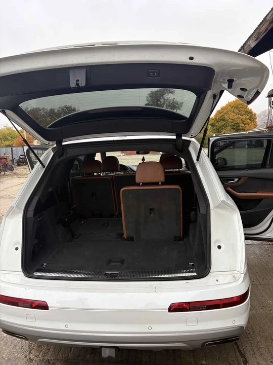2017 Audi 4M Q7 - Image 3 of 10