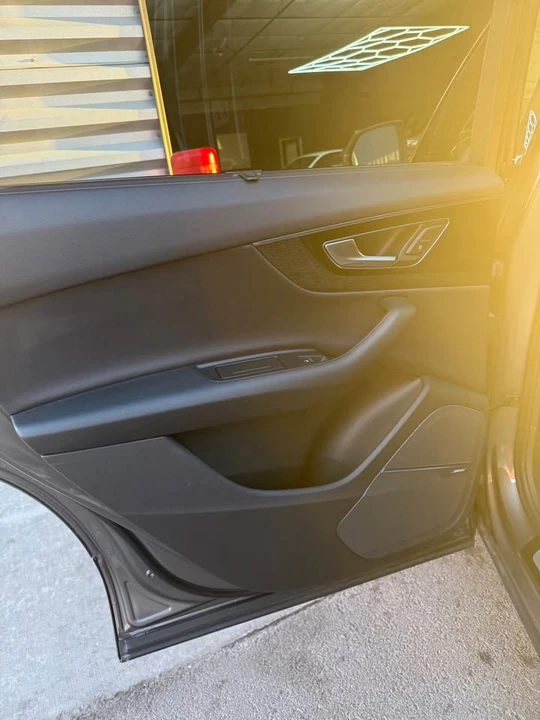 2017 Audi 4M Q7 - Image 11 of 17