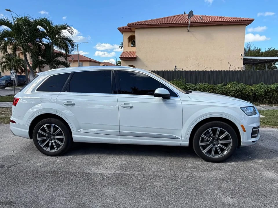 2017 Audi 4M Q7 - Image 5 of 19
