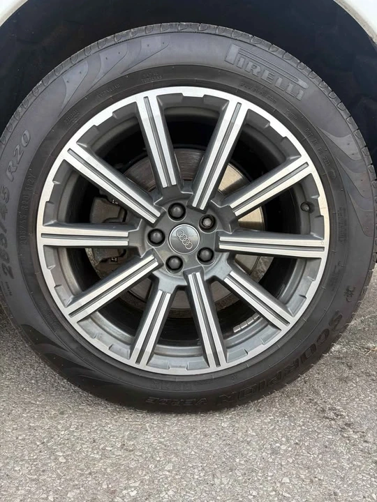 2017 Audi 4M Q7 - Image 9 of 20