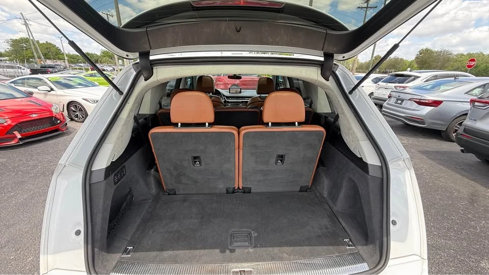 2017 Audi 4M Q7 - Image 12 of 18