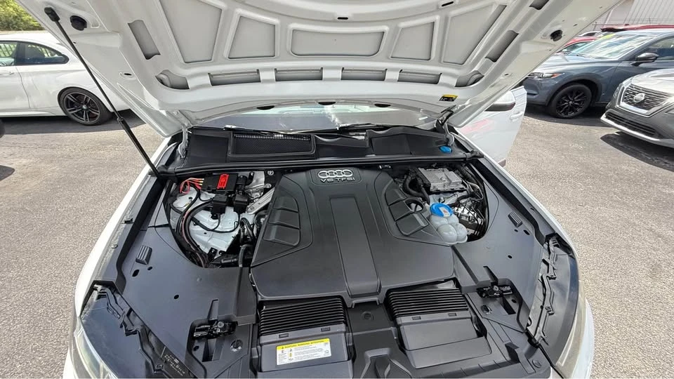 2017 Audi 4M Q7 - Image 17 of 18