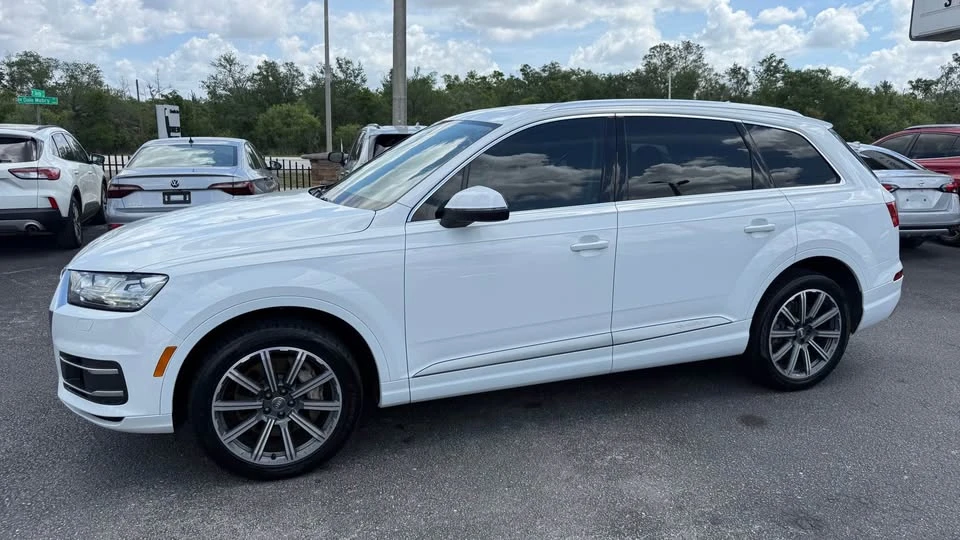 2017 Audi 4M Q7 - Image 5 of 18