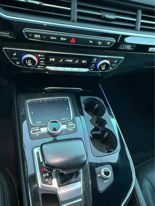 2017 Audi 4M Q7 - Image 9 of 20