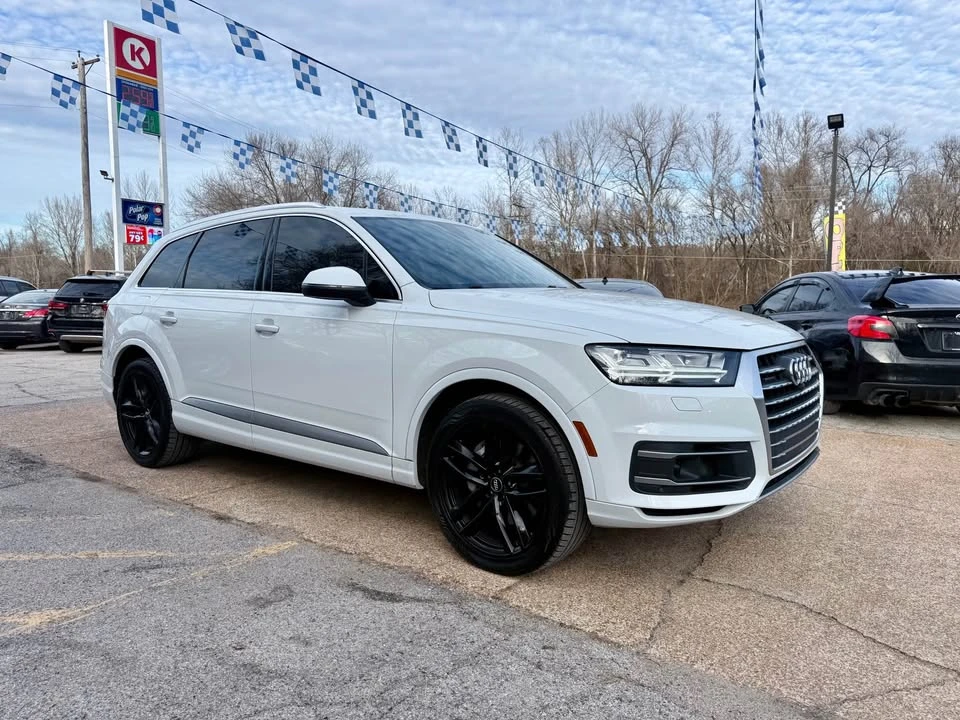 2017 Audi 4M Q7 - Image 3 of 16