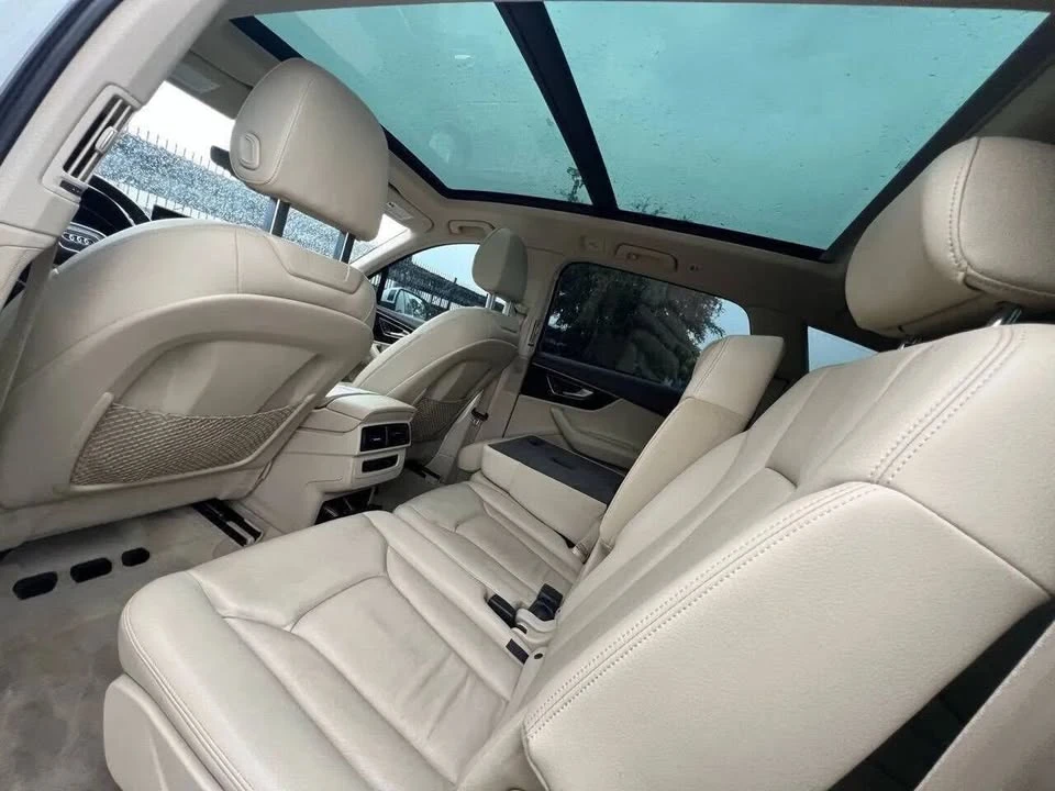 2017 Audi 4M Q7 - Image 11 of 19