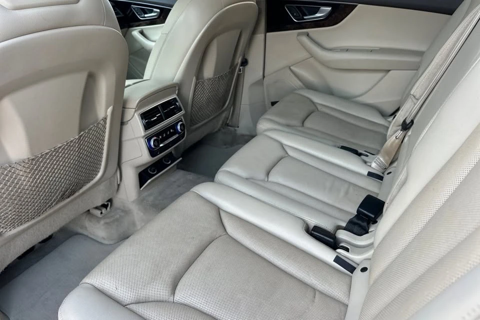 2017 Audi 4M Q7 - Image 11 of 19