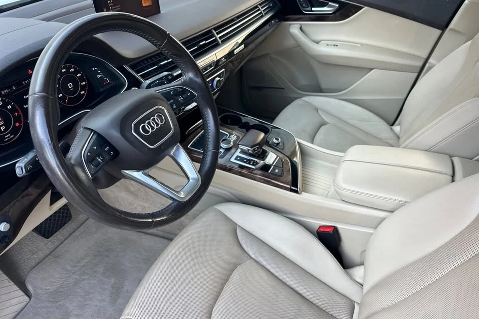 2017 Audi 4M Q7 - Image 9 of 19