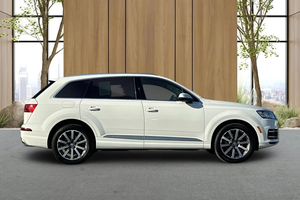 2017 Audi 4M Q7 - Image 2 of 19