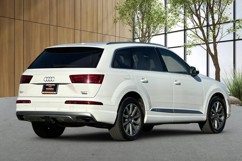2017 Audi 4M Q7 - Image 3 of 19