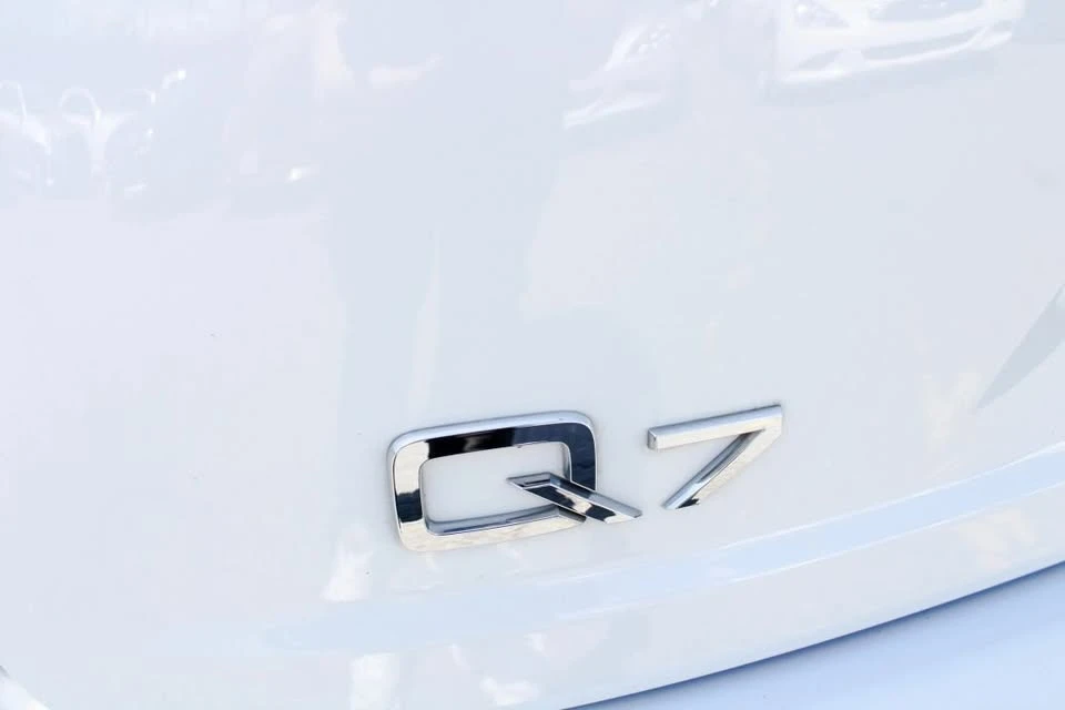 2017 Audi 4M Q7 - Image 8 of 19
