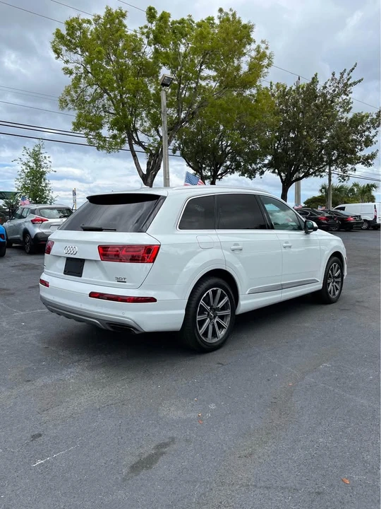 2017 Audi 4M Q7 - Image 4 of 19