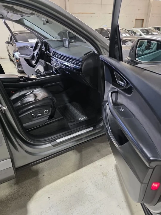 2017 Audi 4M Q7 - Image 14 of 18