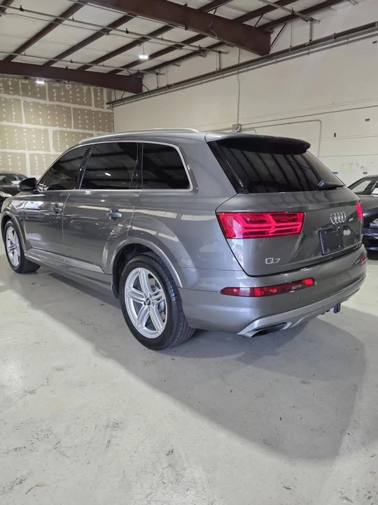 2017 Audi 4M Q7 - Image 6 of 18