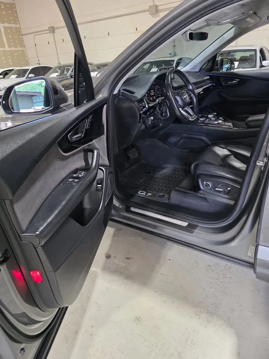 2017 Audi 4M Q7 - Image 9 of 18