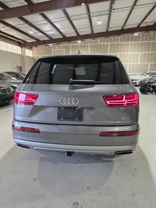 2017 Audi 4M Q7 - Image 5 of 18