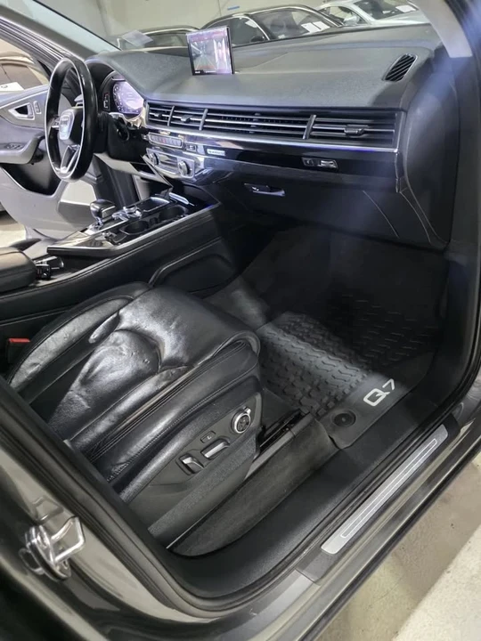2017 Audi 4M Q7 - Image 16 of 18