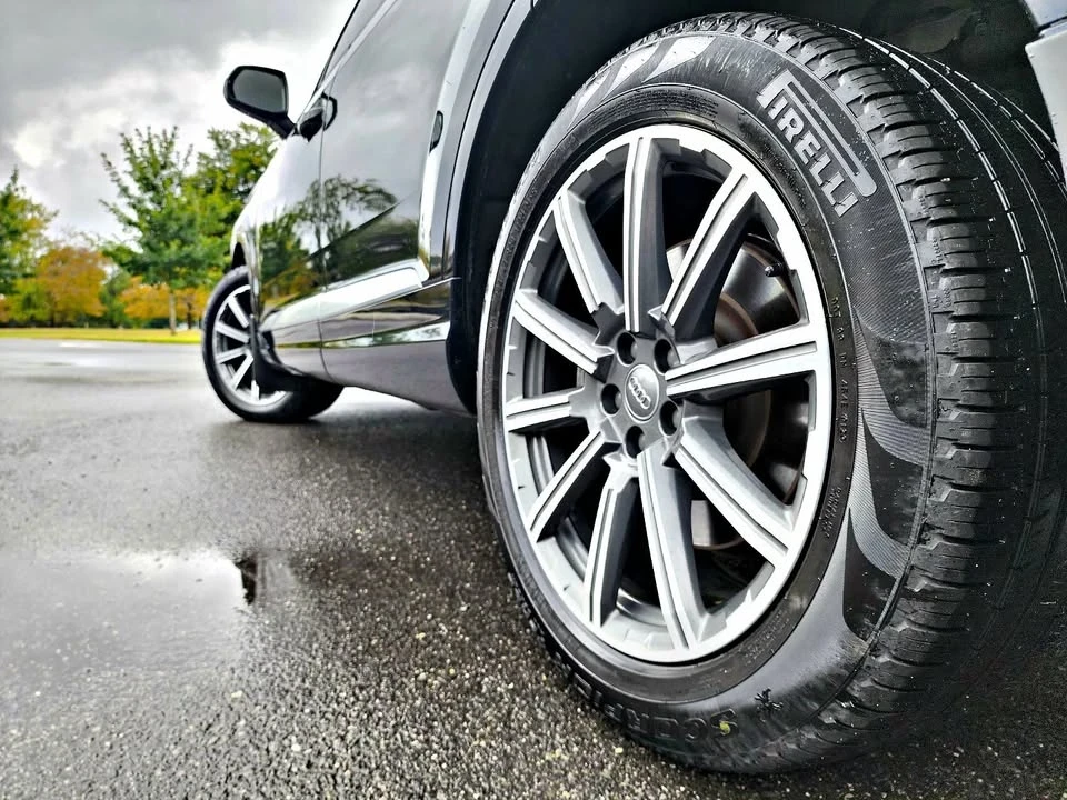 2017 Audi 4M Q7 - Image 17 of 18