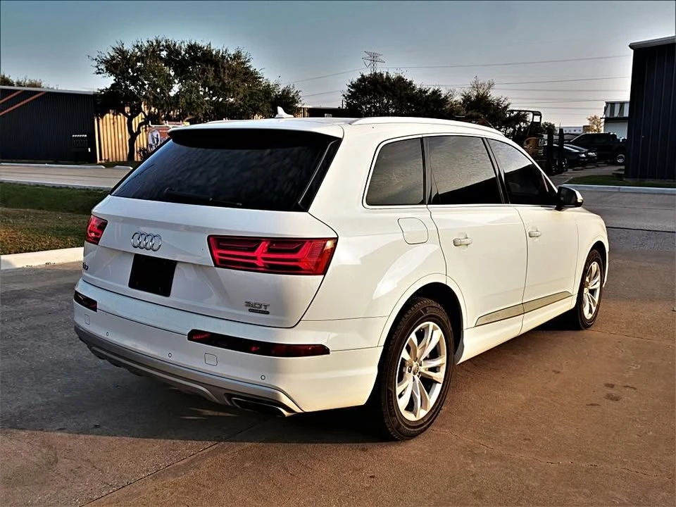2017 Audi 4M Q7 - Image 5 of 19