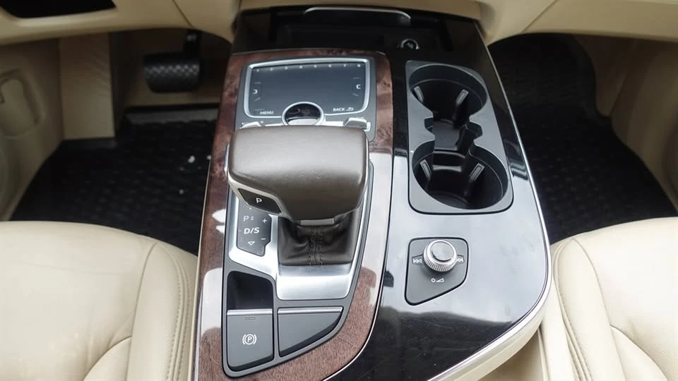 2017 Audi 4M Q7 - Image 3 of 10