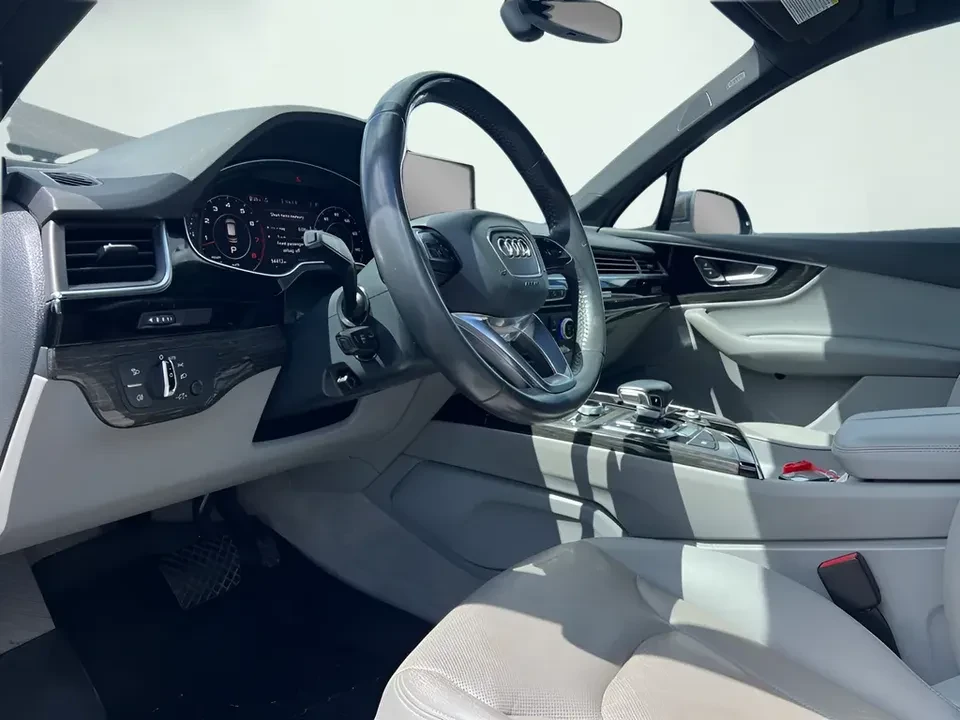 2017 Audi 4M Q7 - Image 2 of 20