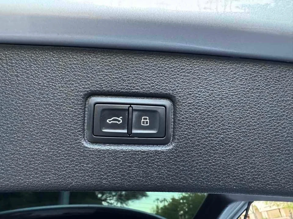 2017 Audi 4M Q7 - Image 13 of 20
