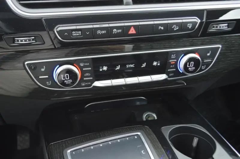 2017 Audi 4M Q7 - Image 17 of 19