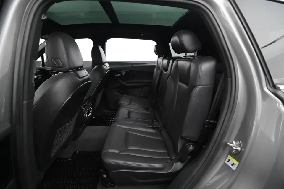 2017 Audi 4M Q7 - Image 8 of 14