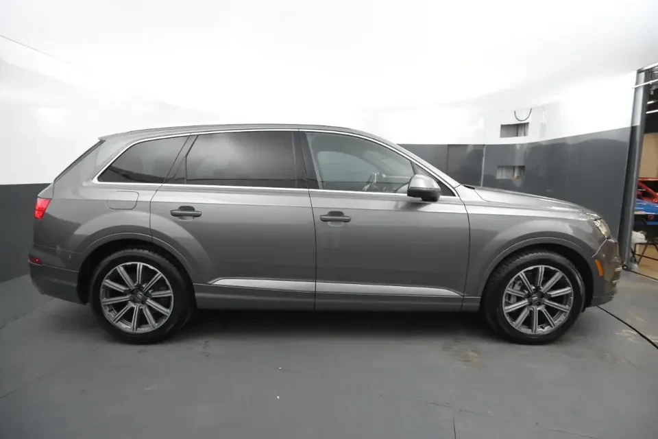 2017 Audi 4M Q7 - Image 2 of 14
