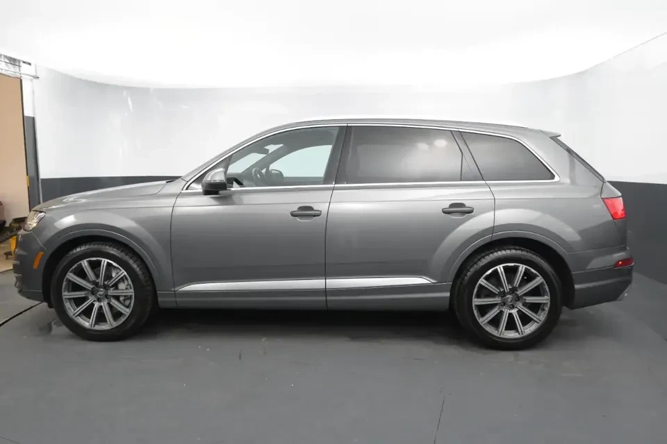 2017 Audi 4M Q7 - Image 5 of 14