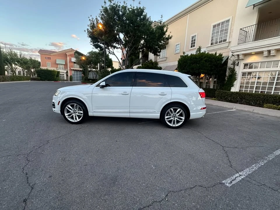 2017 Audi 4M Q7 - Image 5 of 21