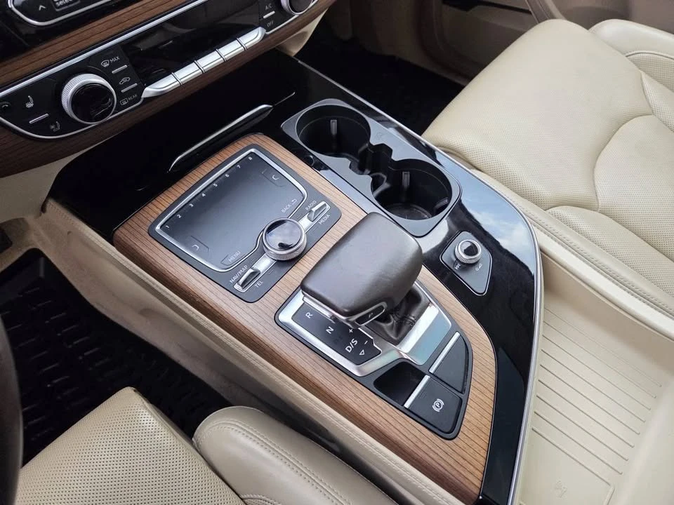 2017 Audi 4M Q7 - Image 19 of 20