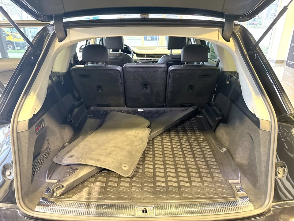 2017 Audi 4M Q7 - Image 7 of 20
