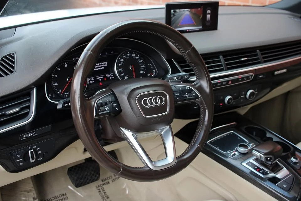 2017 Audi 4M Q7 - Image 5 of 20