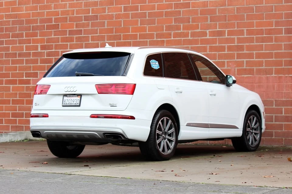 2017 Audi 4M Q7 - Image 4 of 20