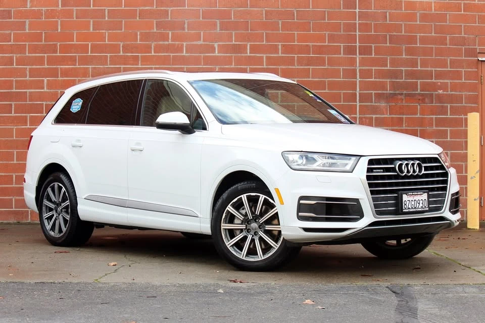 2017 Audi 4M Q7 - Image 2 of 20