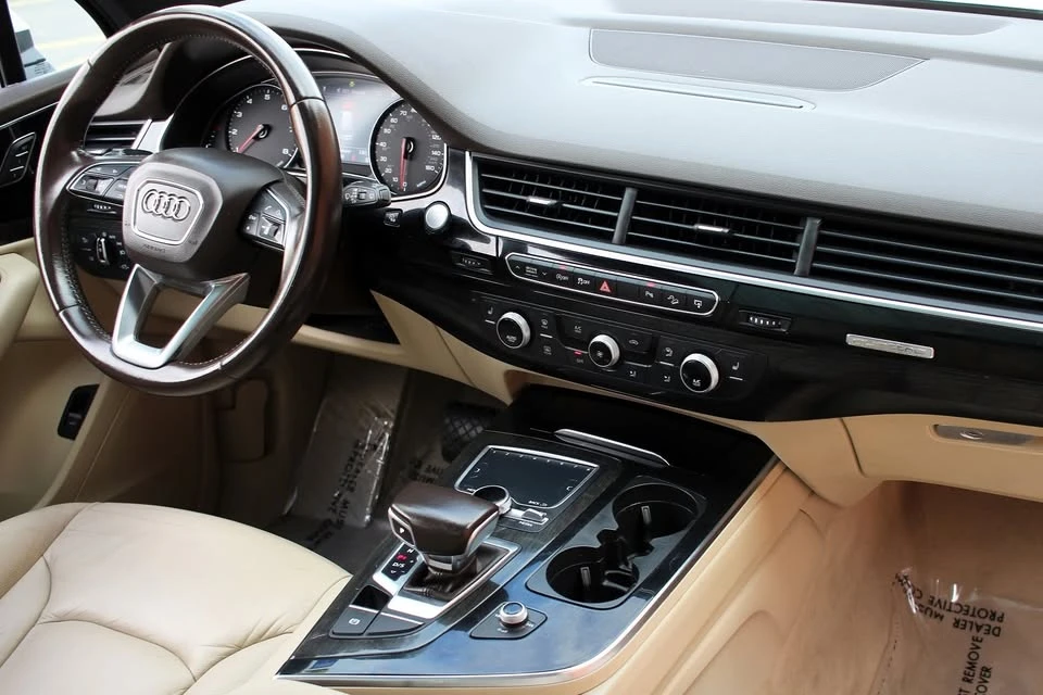 2017 Audi 4M Q7 - Image 18 of 20