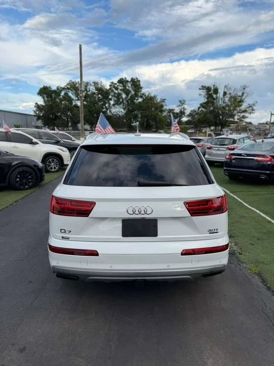 2017 Audi 4M Q7 - Image 5 of 19
