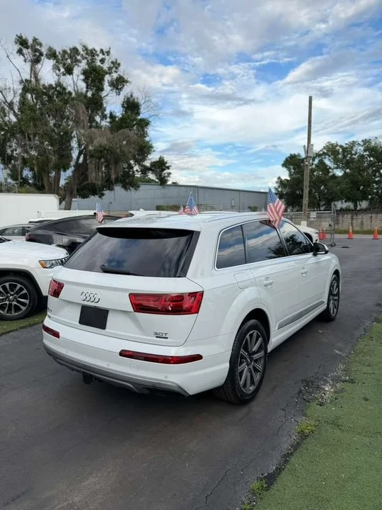 2017 Audi 4M Q7 - Image 6 of 19
