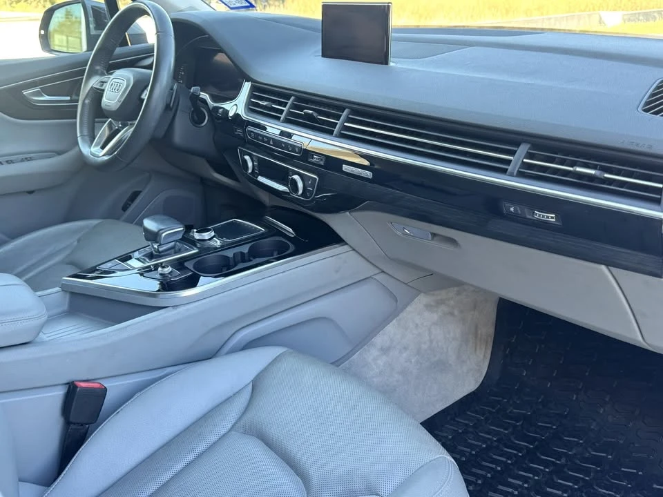 2017 Audi 4M Q7 - Image 13 of 16